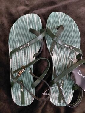 Ipanema Olive Green Strappy Women's Sandals (Size 6)